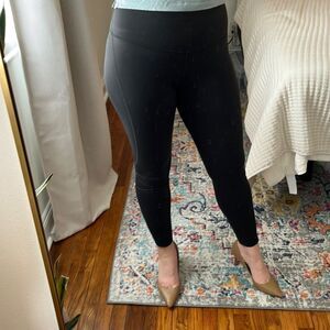 Victoria’s Secret Sport‎ Black Cut Out Leggings Size Small